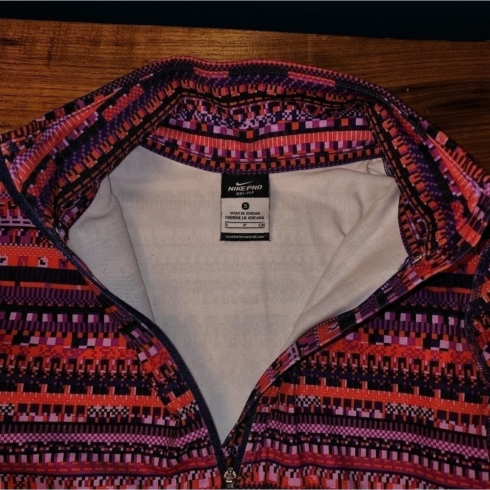 WOMEN'S NIKE Dri-fit pullover​ - Picture 10 of 12